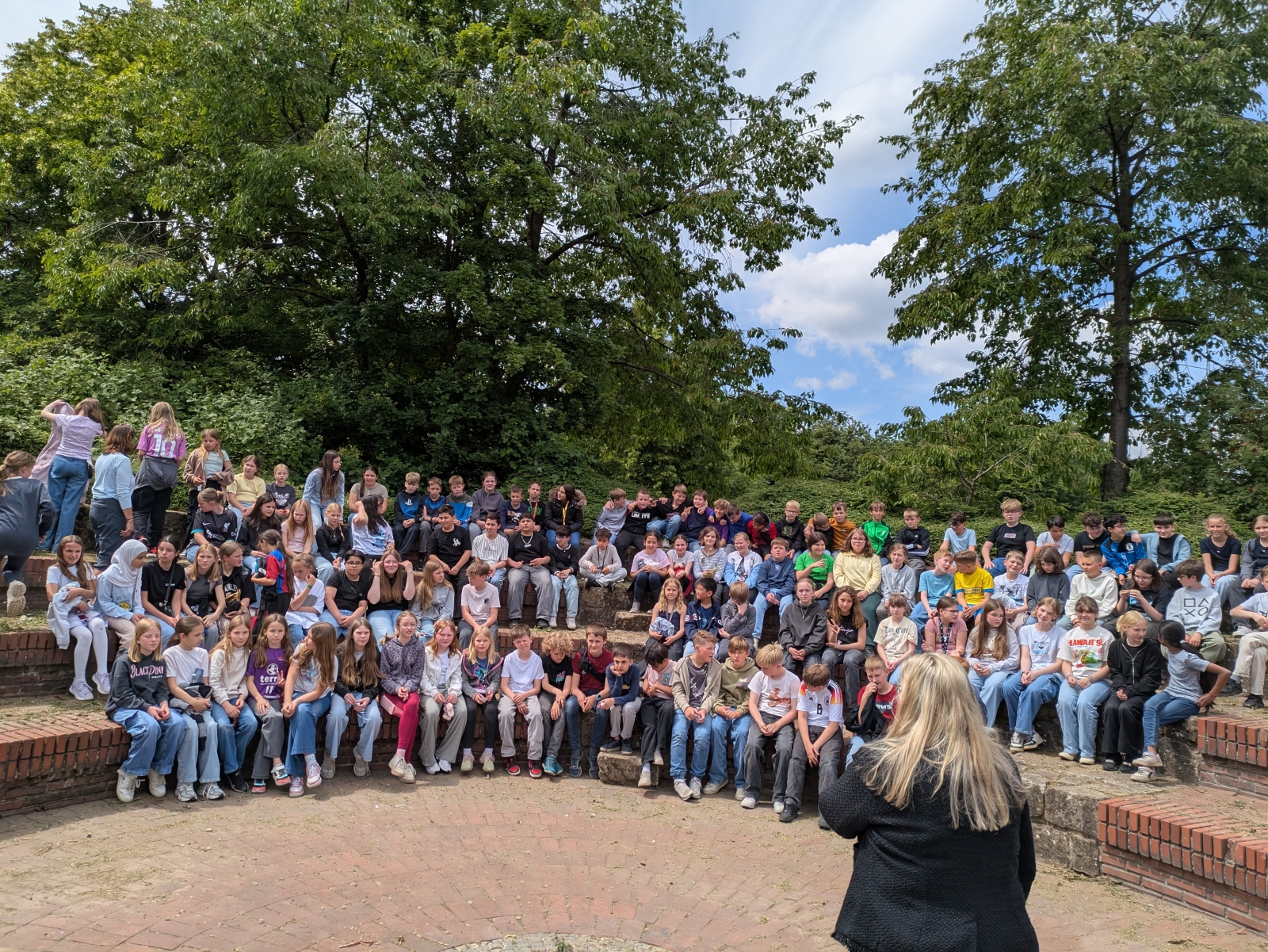Känguru-Wettbewerb 2025: Zwei Schüler mit herausragenden Leistungen